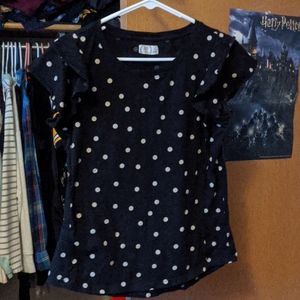 24/7 Maurices size small top